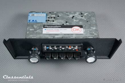SOLD to Denmark: BLAUPUNKT FRANKFURT 1972 Vintage Original High-End Auto Radio for BMW E9 CS / CSI Models and E3 2500 / 2800 Models 1972 - 1977, Including Classentials Deluxe Bluetooth Module! - Image 5