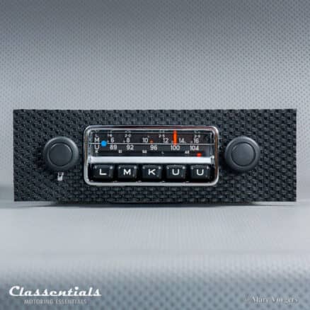 SOLD to Australia: Blaupunkt Frankfurt 1972 Vintage Original High-End Classic Car Auto Radio for Porsche 911 / 912 F-Series Cars 1968 - 1973, Including Classentials DeLuxe Bluetooth Module!