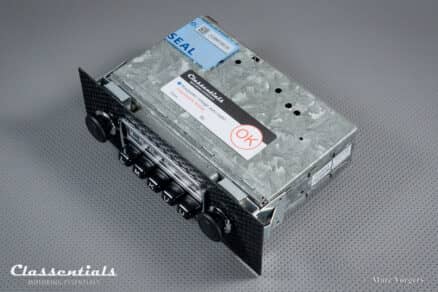 SOLD to Australia: Blaupunkt Frankfurt 1972 Vintage Original High-End Classic Car Auto Radio for Porsche 911 / 912 F-Series Cars 1968 - 1973, Including Classentials DeLuxe Bluetooth Module! - Image 9