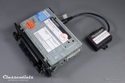 SOLD to the Netherlands: BLAUPUNKT FRANKFURT STEREO 1975 HIGH-END Vintage Original Auto Radio for Luxury Cars 1975 - 1978 Including 1-DIN Bracket and Classentials Deluxe Bluetooth Module! - Image 9