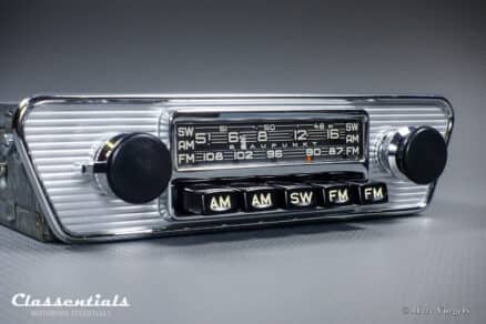 Blaupunkt Bluespot Frankfurt Y Z 1967 1968 Jaguar E-type XK-E Autoradio Auto Radio Oldtimer Classic Car Classentials Bluetooth