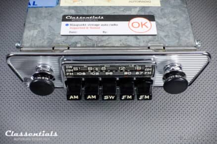 Blaupunkt Bluespot Frankfurt Y Z 1967 1968 Jaguar E-type XK-E Autoradio Auto Radio Oldtimer Classic Car Classentials Bluetooth