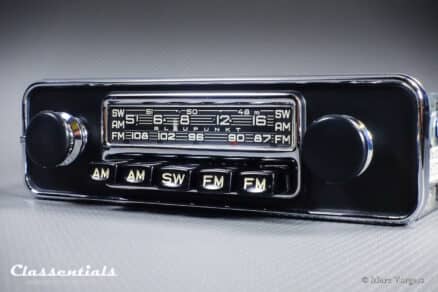 Blaupunkt Bluespot Frankfurt Y Z 1967 1968 Jaguar E-type XK-E Autoradio Auto Radio Oldtimer Classic Car Classentials Bluetooth