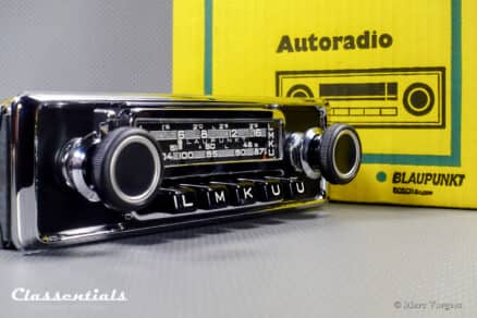 SOLD to the Netherlands: BLAUPUNKT FRANKFURT (S) Z-Series 1968 Rare High-End Vintage Original Auto Radio for Luxury Sports Cars of the 1960s & Early 1970s – 6 Volt / 12 Volt Bluetooth Prepared for 12 Volt Negative Ground Cars - Image 3