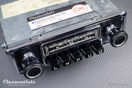 SOLD to the Netherlands: BLAUPUNKT FRANKFURT (S) Z-Series 1968 Rare High-End Vintage Original Auto Radio for Luxury Sports Cars of the 1960s & Early 1970s – 6 Volt / 12 Volt Bluetooth Prepared for 12 Volt Negative Ground Cars - Image 5
