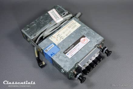 SOLD to the Netherlands: BLAUPUNKT FRANKFURT X 1966 Vintage Original High-End Auto Radio for Early Porsche 901 / 911 / 912 F-Series Cars with Aluminium Dashboard Finish - INCLUDING Classentials Deluxe BLUETOOTH Module - Image 8