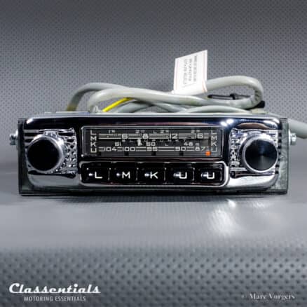 SOLD to the United States: BLAUPUNKT FRANKFURT X 1966 Vintage Original High-End Auto Radio for Austin Healey, MG MGA / MGB, Jaguar E-type / MK 2 - 6 Volt / 12 Volt Bluetooth Prepared for 12 Volt Negative Ground Cars
