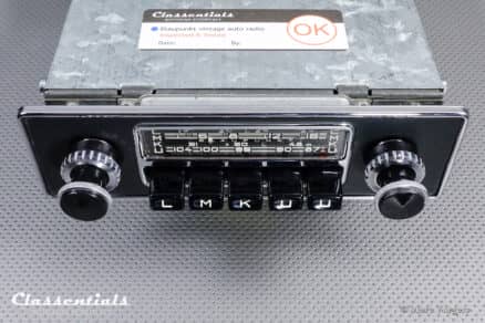 SOLD to the United States: BLAUPUNKT FRANKFURT X 1966 Vintage Original High-End Auto Radio for Austin Healey, MG MGA / MGB, Jaguar E-type / MK 2 - 6 Volt / 12 Volt Bluetooth Prepared for 12 Volt Negative Ground Cars - Image 11
