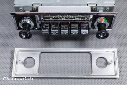 SOLD to Belgium: BLAUPUNKT KÖLN X 1960s Super Rare TOP-END Vintage Original Auto Radio for Mercedes-Benz 220/250/280 S/SE (W108/W109 W111/W112) and 230/250 SL (W113) - INCLUDING Classentials Deluxe BLUETOOTH Module - Image 3