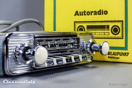 SOLD to Australia: BLAUPUNKT KÖLN X 1960s Super Rare TOP-END Vintage Original Auto Radio With 'IVORY' Knobs for Mercedes-Benz 190 SL - INCLUDING Classentials Deluxe BLUETOOTH Module - Image 3