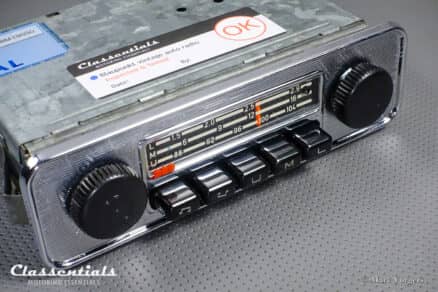 SOLD to Croatia: BLAUPUNKT EMDEN B, 1972 Vintage Original Classic Car Auto Radio for VW BEETLE With Metal Dashboard 1968 – 1973, Including Classentials Deluxe Bluetooth Module! - Image 6