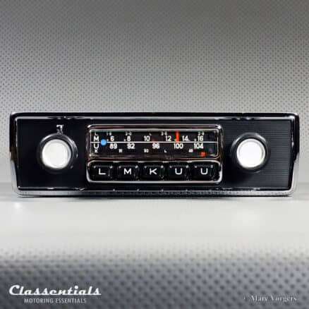 SOLD to Switzerland: Blaupunkt Frankfurt 1972 Vintage Original High-End Classic Car Auto Radio for BMW E9 CS / CSI and 02-Series E10 Sedan / Touring / Ti / Tii / Baur Models 1966 - 1974 INCLUDING Classentials Deluxe BLUETOOTH Module