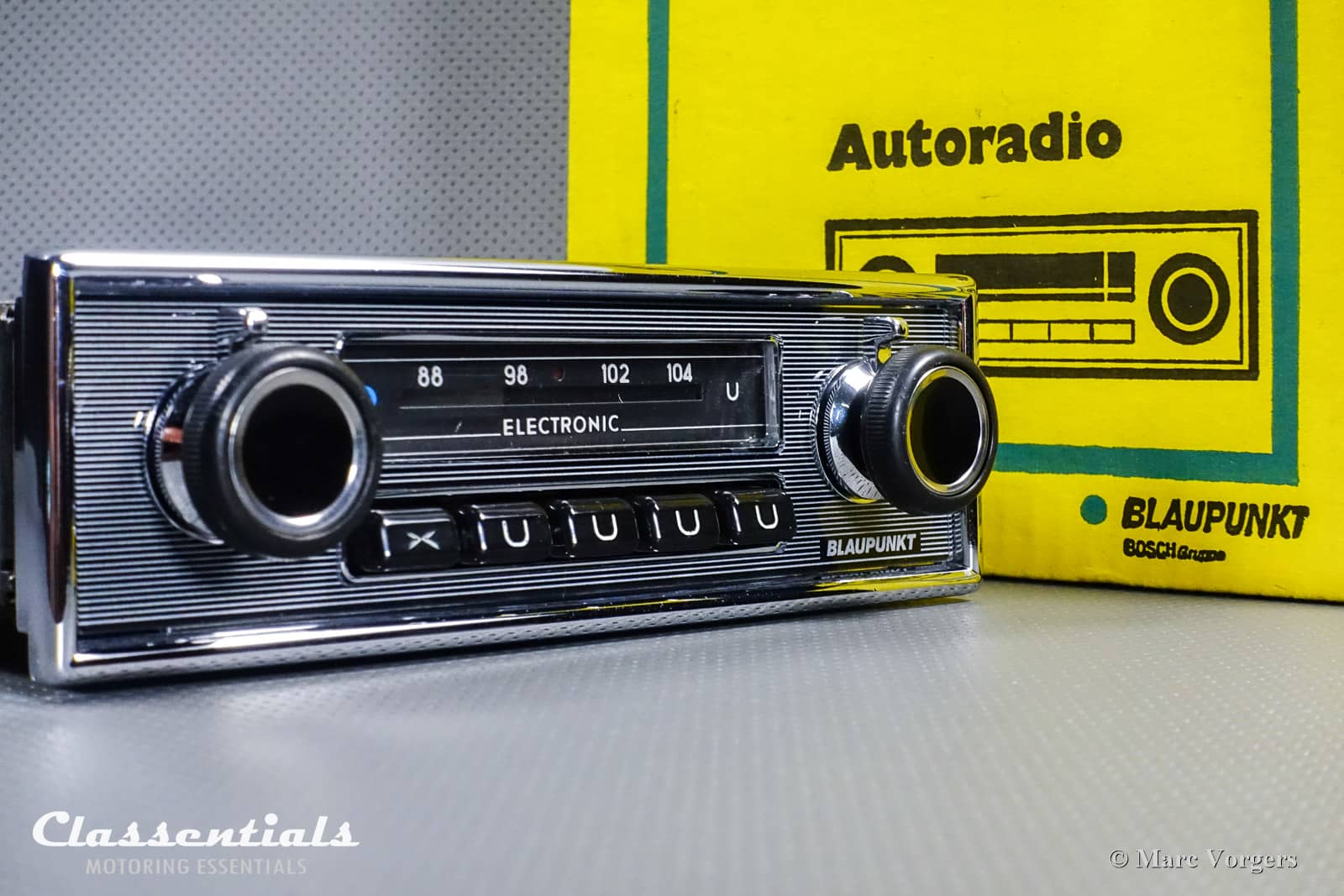 SOLD to Belgium: Blaupunkt Köln 1970 SUPER RARE TOP-END Vintage Original  Classic Car Auto Radio for Mercedes-Benz 1968 - 1975 and Other Luxury Cars  of the Period - Classentials