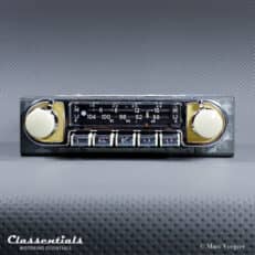 SOLD to Portugal: BLAUPUNKT DORTMUND DE LUXE 1969 Vintage Original High-End Classic Car Auto Radio for Borgward Isabella Coupé (6 Volt)