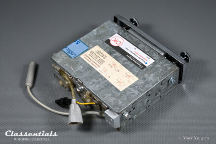 SOLD to Sweden: BLAUPUNKT FRANKFURT Y 1967 Vintage Original High-End Classic Car Auto Radio for Aston Martin DB4 / DB5 / DB6, Jaguar Mk II, E-Type S2, Maserati, Ferrari and Other Exclusive Cars of the Period – Including Classentials DeLuxe Bluetooth Module! - Image 9