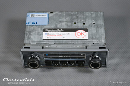 BLAUPUNKT WIESBADEN ELECTRONIC Ultra Rare Top End 1970s Vintage Original Auto Radio for Mercedes-Benz and Other Luxury Cars of the 1970s, Including Classentials Deluxe Bluetooth Module! - Image 10
