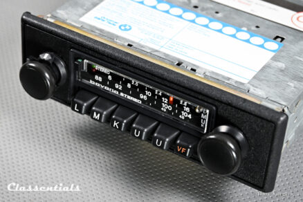 SOLD to Australia: BMW BAVARIA STEREO 1978 HIGH-END Vintage Original Classic Car Auto Radio for BMW E12, E21, E24 cars 1978 - 1985, Including Classentials DeLuxe Stereo Bluetooth Module! - Image 3