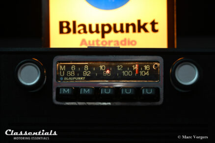 BLAUPUNKT MÜNSTER 1970s Vintage Original Classic Car Auto Radio for BMW E10 1500 Models 1974 - 1977 with Console Front, Speaker AND Classentials Deluxe Bluetooth Module! - Image 12