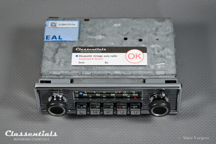 BLAUPUNKT KARLSRUHE DELUXE 7632 Very Rare Vintage Original High-End Classic Car Auto Radio for Mercedes-Benz and Other Luxury Cars 1968 -1978, Including Classentials Deluxe Bluetooth Module! - Image 10