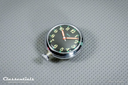SOLD to Germany: Vintage Original 1960s Chrome SMITHS Motor Watch Magnetic Dashboard Clock For Austin Healey, Jaguar, MG, Triumph and Other British Sports and Rally Cars with a Metal Dashboard - Image 3