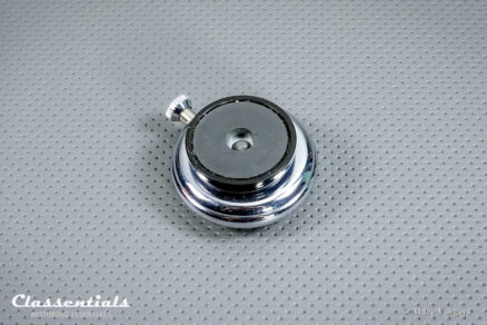 SOLD to Germany: Vintage Original 1960s Chrome SMITHS Motor Watch Magnetic Dashboard Clock For Austin Healey, Jaguar, MG, Triumph and Other British Sports and Rally Cars with a Metal Dashboard - Image 7