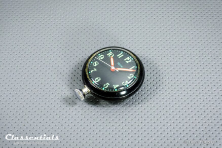 SOLD to the USA: Vintage Original 1960s Black SMITHS Motor Watch Magnetic Dashboard Clock For Austin Healey, Jaguar, MG, Triumph and Other British Sports and Rally Cars with a Metal Dashboard - Image 3