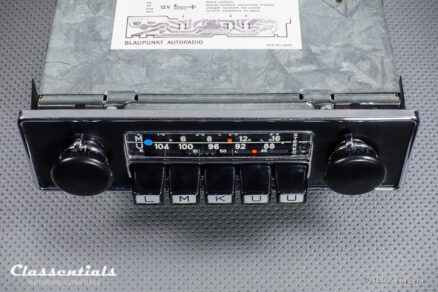 BUILT TO ORDER: BLAUPUNKT FRANKFURT STEREO 1969/71 ULTRA RARE Vintage Original TOP-END Classic Car Auto Radio for Audi 100, Porsche 911, Jaguar E-type S3 and Other Classic Cars with 1-DIN Dashboard Radio Aperture, Including Classentials Deluxe Stereo Bluetooth Module! - Image 6