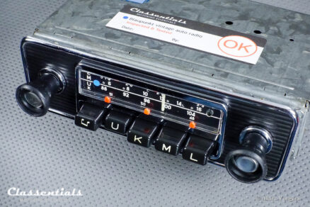 SOLD to the Netherlands: BLAUPUNKT ESSEN 7631 Vintage Original Auto Radio for Sports Cars of the 1960s, MP3 and Bluetooth Ready! - Image 8