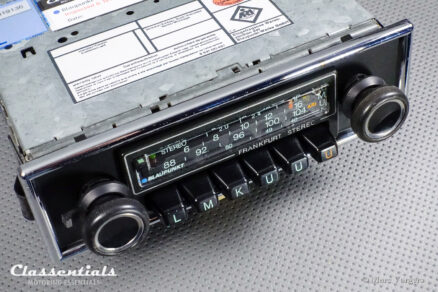 SOLD to Sweden: BLAUPUNKT FRANKFURT STEREO SUPER ARIMAT 18 Watt HIGH-END Vintage Original Auto Radio for Mercedes-Benz and ALL Classic Cars with 1-DIN Radio Aperture 1978 - 1985, Including Classentials Deluxe Stereo Bluetooth Module! - Image 4