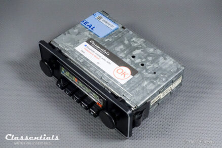 BLAUPUNKT MANNHEIM K Vintage Original Classic Car Universal Auto Radio for Cars Built between 1972 - 1982. Including 1-DIN Mount and Classentials Deluxe Bluetooth Module! - Image 10