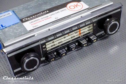 SOLD to the United States: GRUNDIG WELTKLANG WK 2003 Vintage Original Auto Radio for Light Sporty Cars Built between 1968 – 1975. Including Classentials Deluxe Bluetooth Module! - Image 4