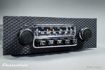BUILT TO ORDER: BLAUPUNKT FRANKFURT High-End Vintage Original Auto Radio for Porsche 911 / 912 F-Series Cars 1968 - 1973, Including Classentials DeLuxe Bluetooth Module and Improved Dashboard Speaker! - Image 4