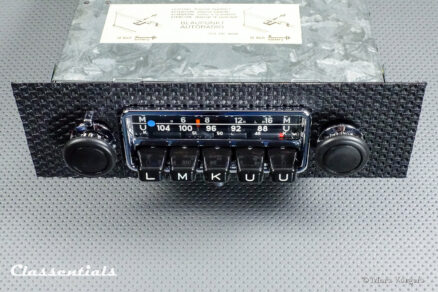 BUILT TO ORDER: BLAUPUNKT FRANKFURT High-End Vintage Original Auto Radio for Porsche 911 / 912 F-Series Cars 1968 - 1973, Including Classentials DeLuxe Bluetooth Module and Improved Dashboard Speaker! - Image 6