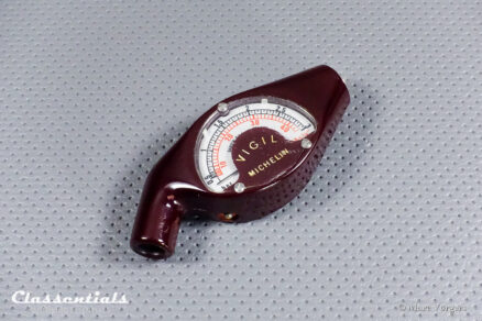 SOLD to the United Kingdom: Vintage Original MICHELIN VIGIL 1960s - 1970s Tyre Pressure Meter / Gauge - EXCELLENT - in Original Container - Image 5
